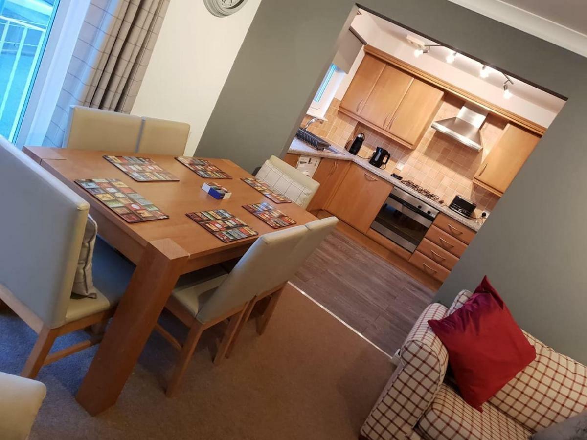 Chic Flat At Hairmyres Hospital & Train Station Apartment East Kilbride Luaran gambar