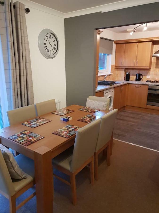 Chic Flat At Hairmyres Hospital & Train Station Apartment East Kilbride Luaran gambar